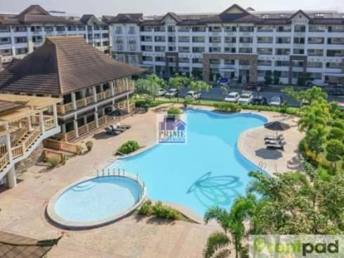 Cozy 2Br With Free Pool Beside Sm City Mall Davao City Exteriör bild